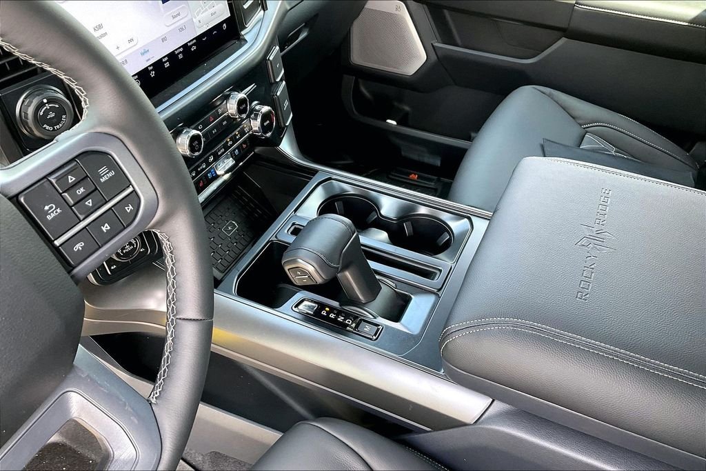 New 2026 Ford F-150 Lariat 4D SuperCrew