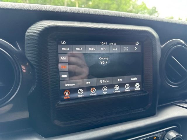 Used 2022 Green Jeep Unlimited Sport Altitude image 19