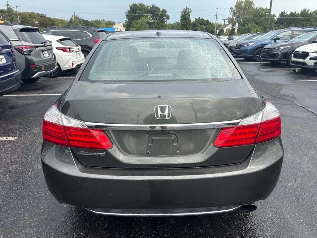 Used 2013 Gray Honda EX-L image 4