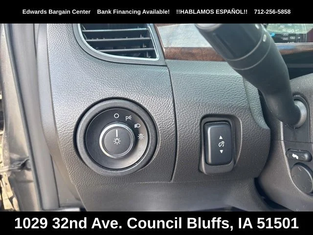 Used 2017 Gray Ford Limited image 16