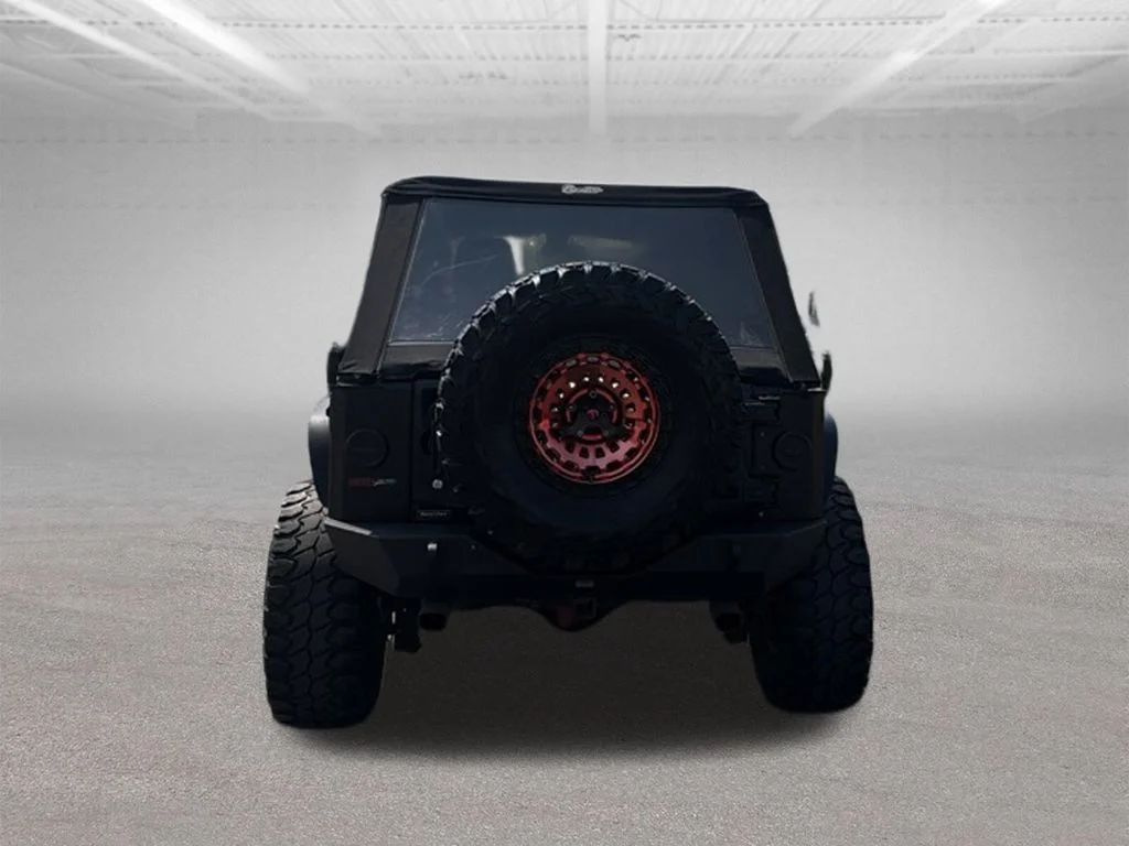 Certified Used 2018 Black Clearcoat Jeep Unlimited Rubicon image 12