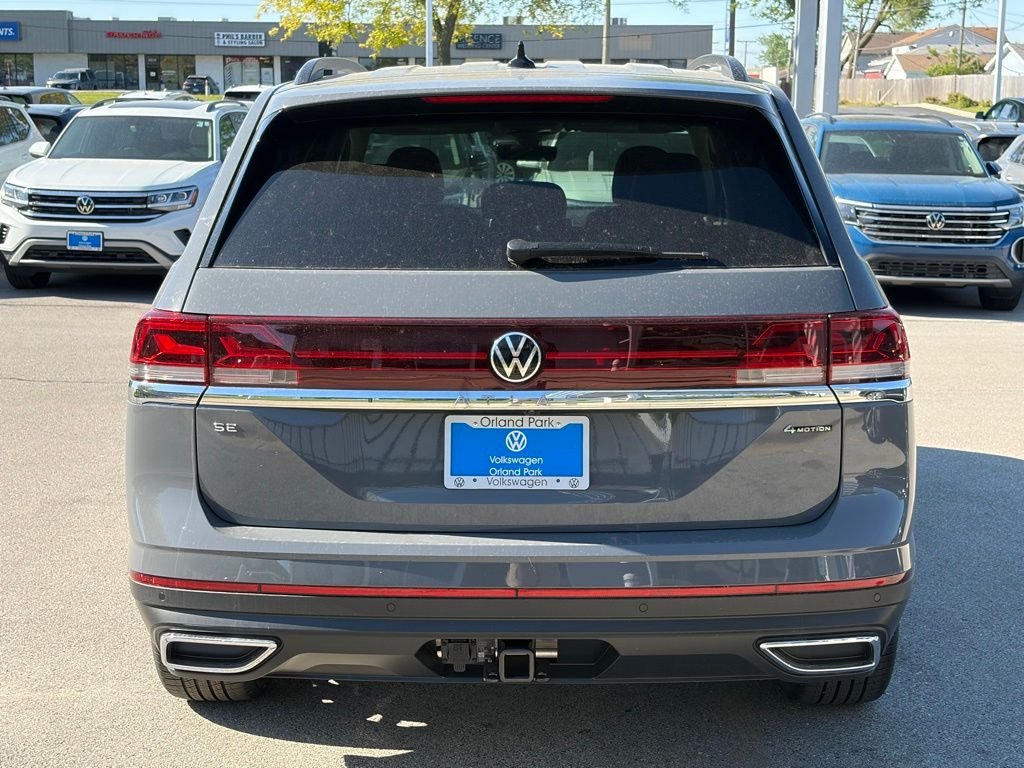 New 2026 Pure Gray Volkswagen 2.0T SE W/TECHNOLOGY image 8