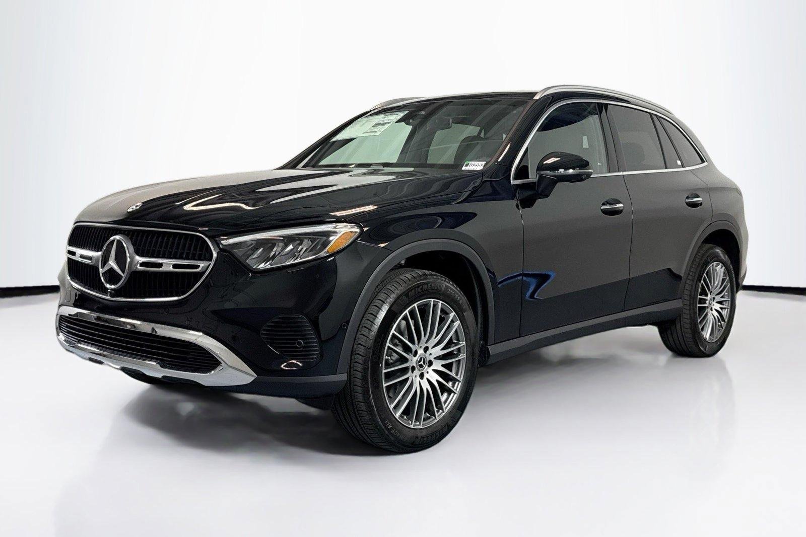 New 2026 Black Mercedes-Benz GLC 300 image 1