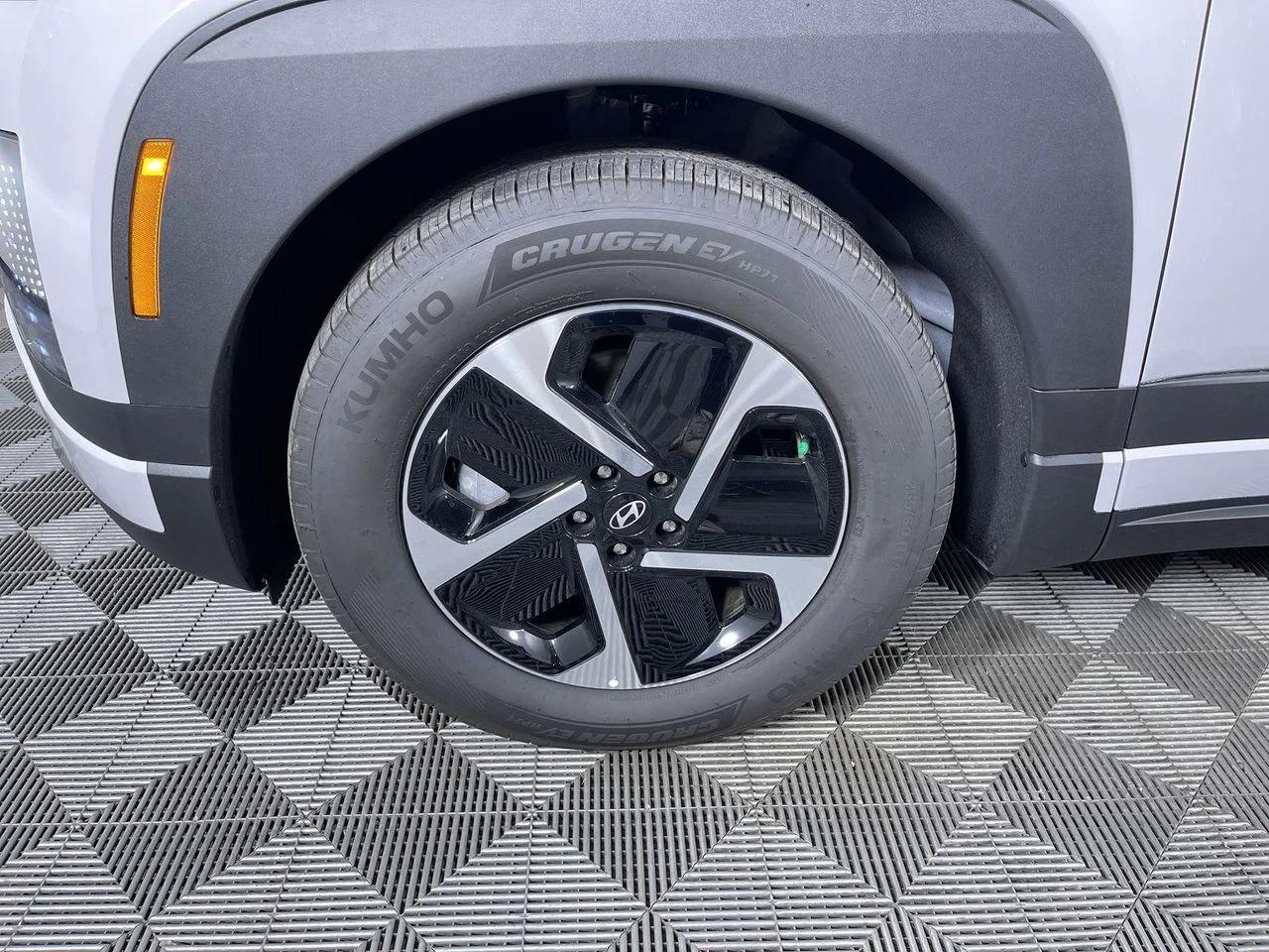 2026 Hyundai IONIQ 9 SE - Photo 9