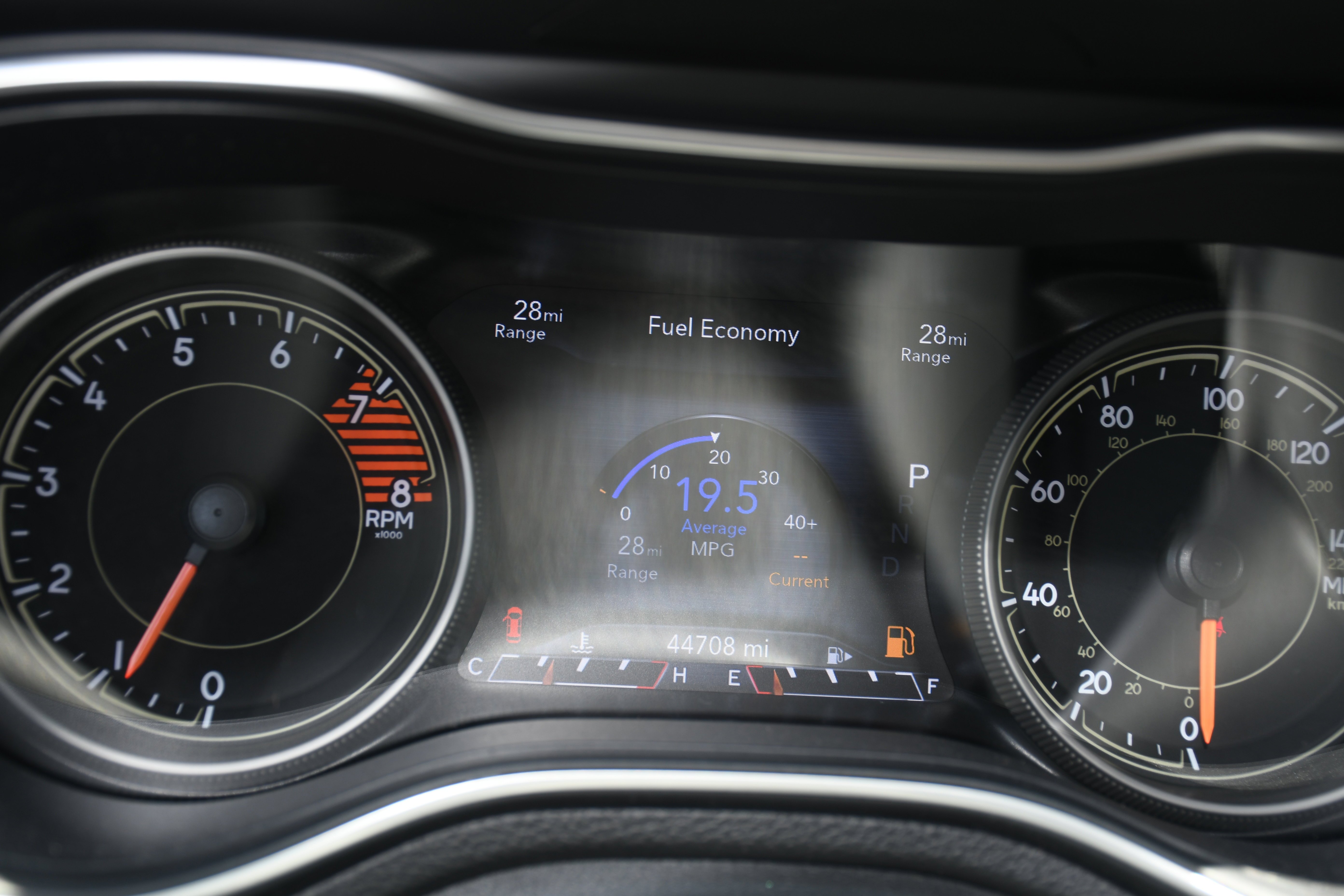 Used 2022 Black Jeep Latitude Lux image 12