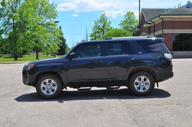 Used 2024  Toyota SR5 image 6