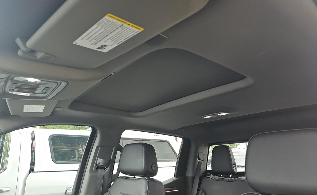 Used 2024 Silver GMC Denali image 6