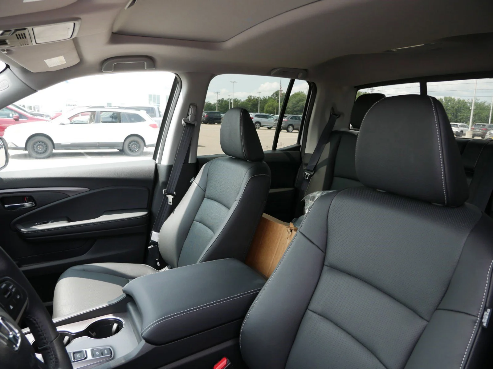 New 2026 Sonic Gray Pearl Honda RTL image 6