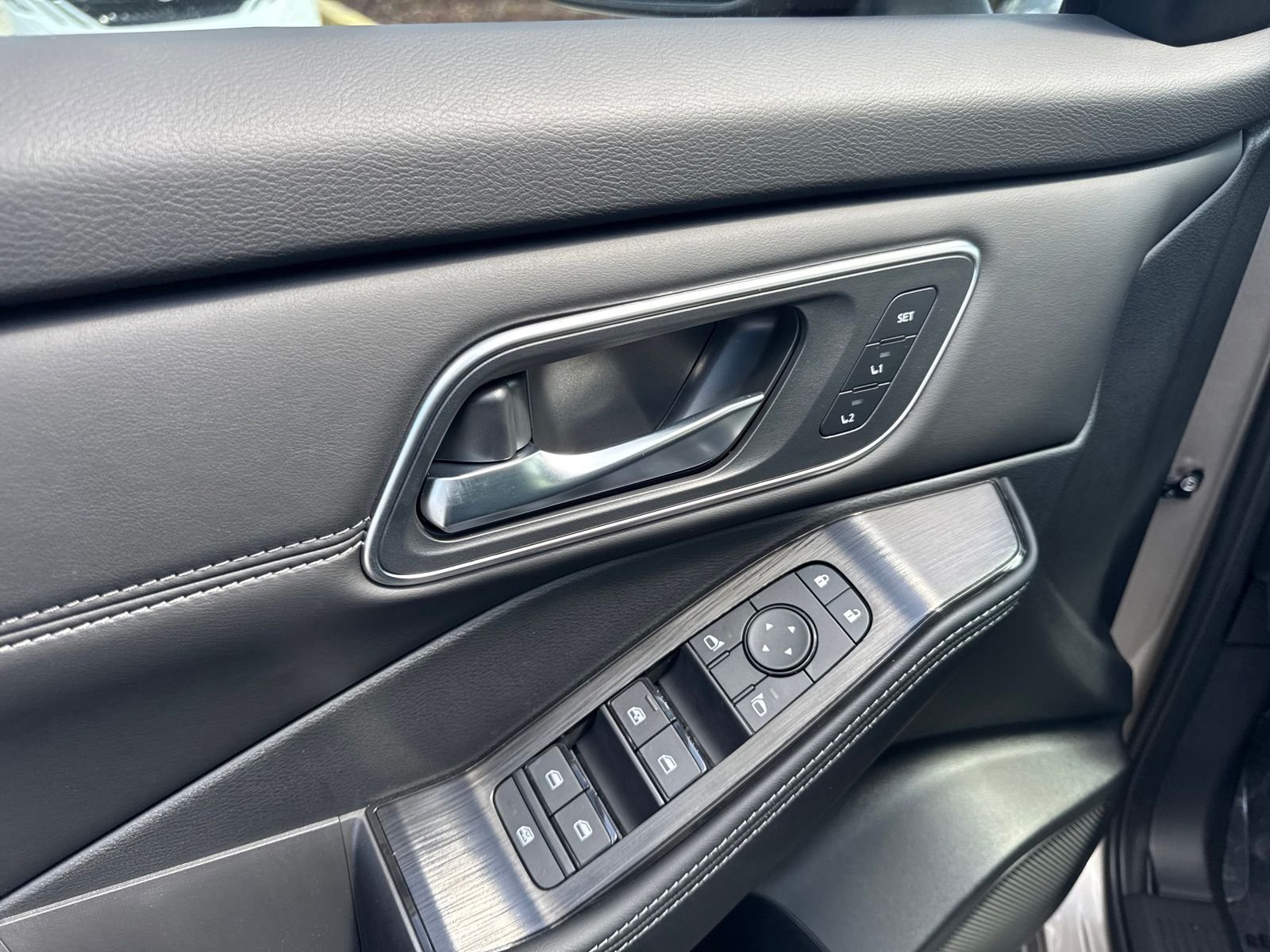 New 2026 Nissan Rogue Platinum 4D Sport Utility