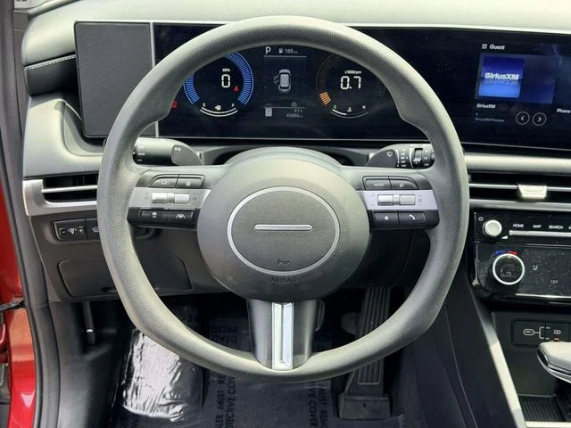 Used 2025 Red Hyundai SEL image 18