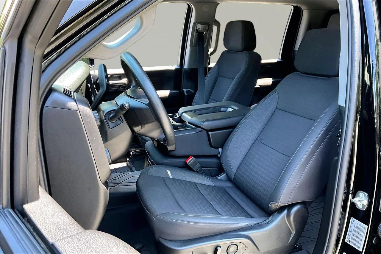 Certified Used 2024 Black Chevrolet Custom image 19