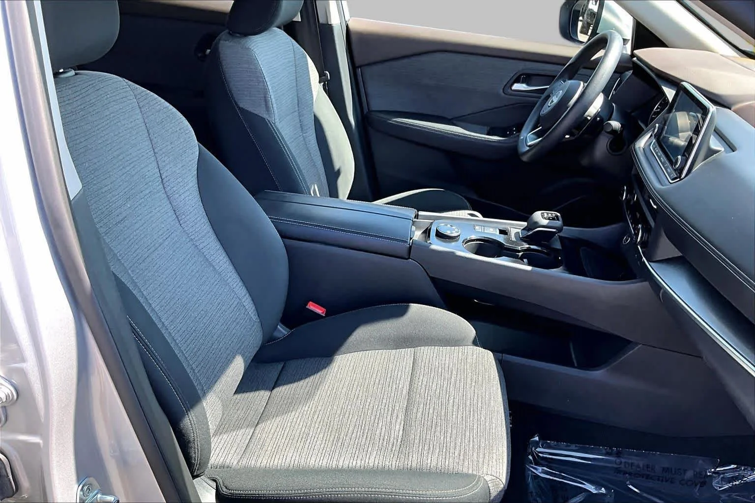 Used 2025 Super Black Nissan SV image 8