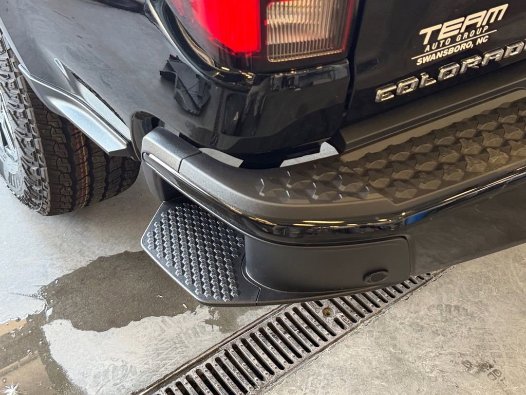 New 2026 Black Chevrolet Z71 image 25