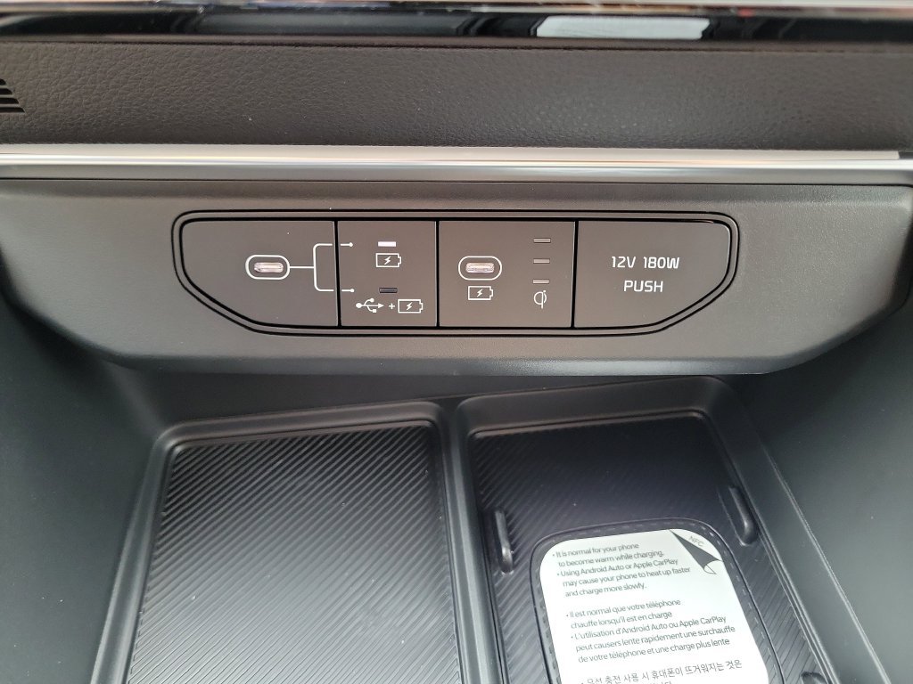 New 2026 Snow White Pearl Kia SX Prestige image 35