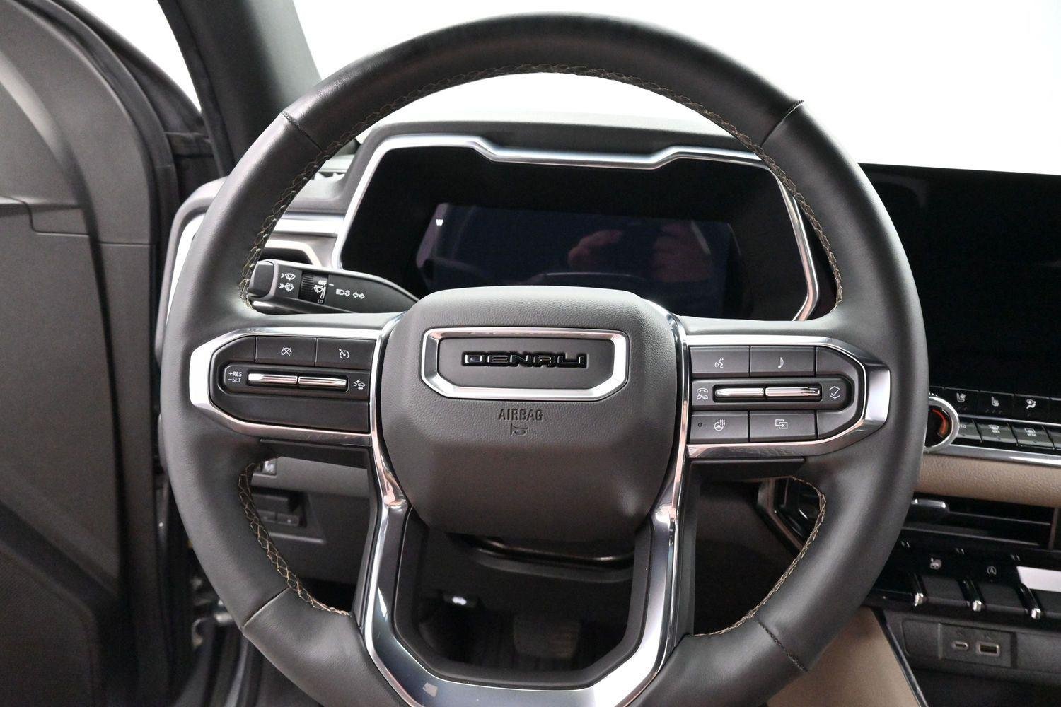 Used 2023 Sterling Metallic GMC Denali image 17