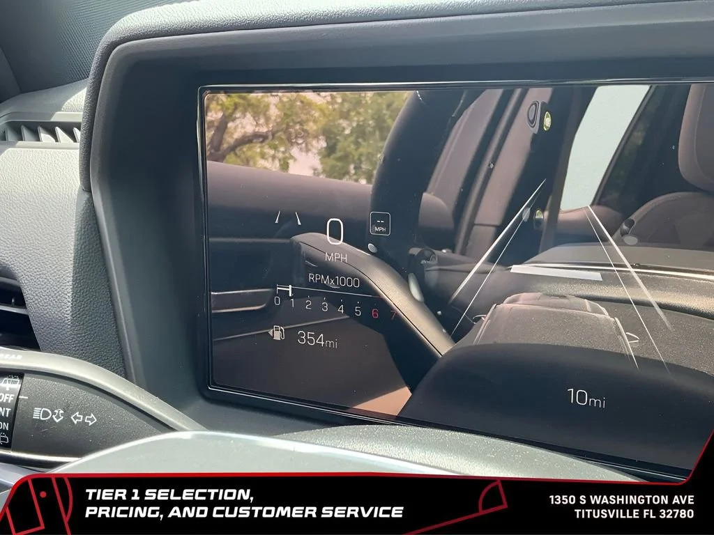 New 2026 Sterling Metallic GMC Elevation image 29