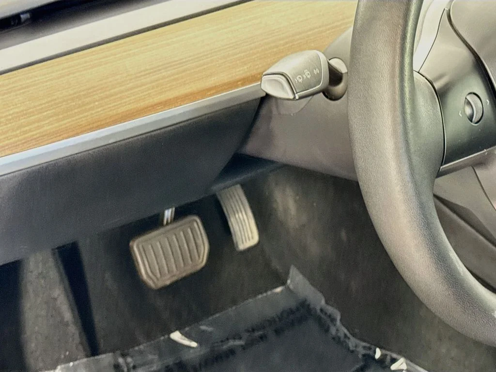 Used 2023 Gray Tesla Base image 10