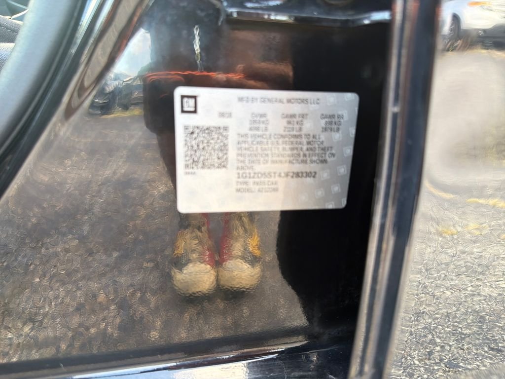 Used 2018 Black Chevrolet LT image 28