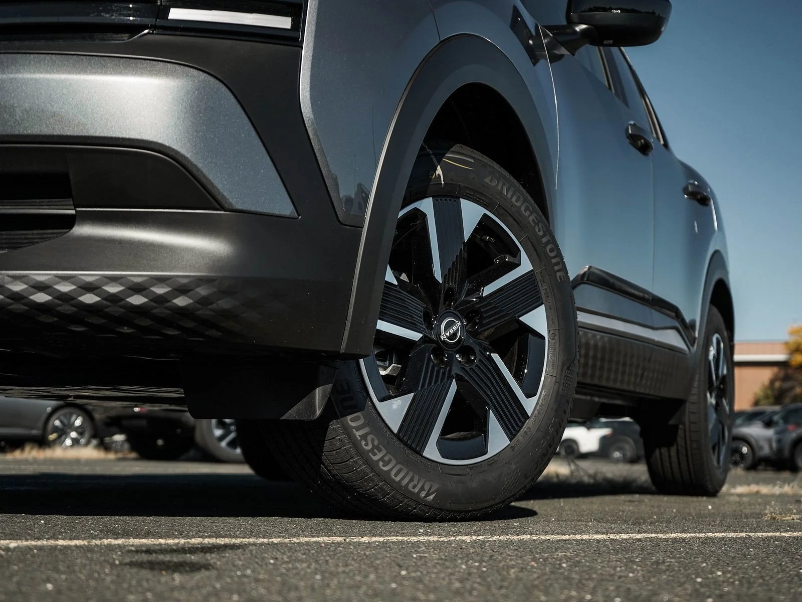New 2027 Gun Metallic Nissan SV image 6