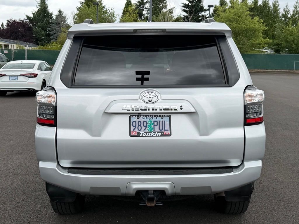 Used 2022 Classic Silver Metallic Toyota SR5 Premium image 8