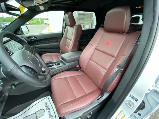 New 2026 White Knuckle Clear-Coat Exterior Paint Dodge GT Premium HEMI V8 image 10