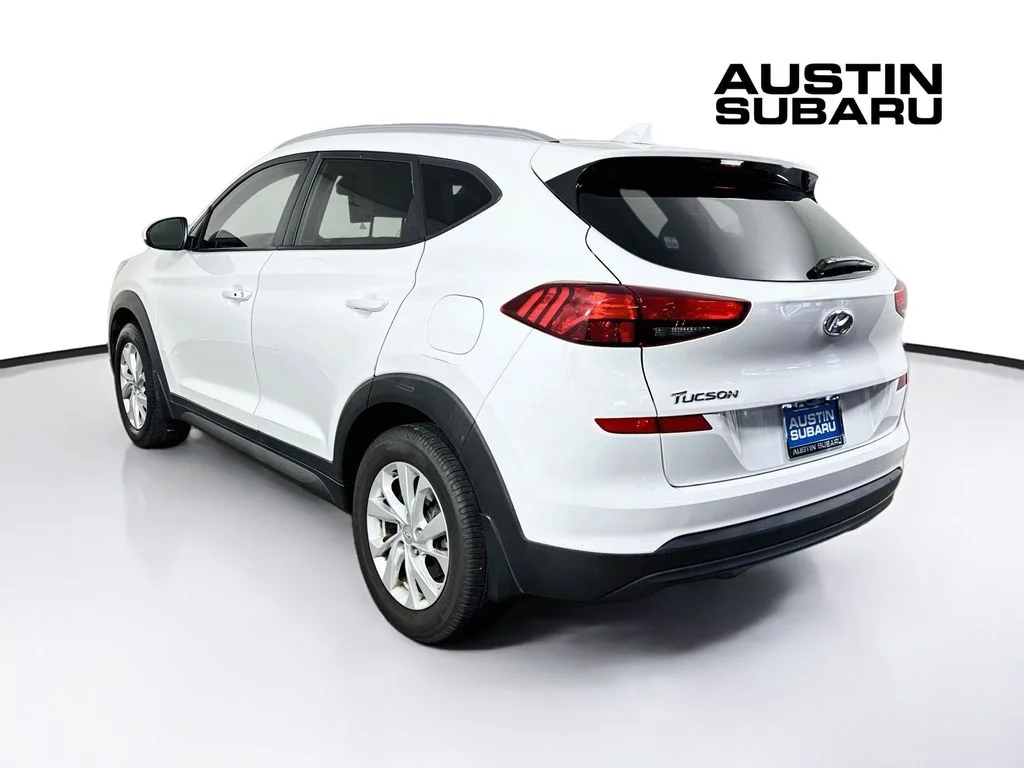Used 2019 White Hyundai Value image 5