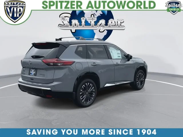 New 2026 Boulder Gray Pearl / Super Black Two-tone Nissan Platinum image 9