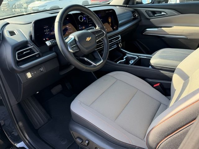Used 2025 Black Chevrolet LT image 11