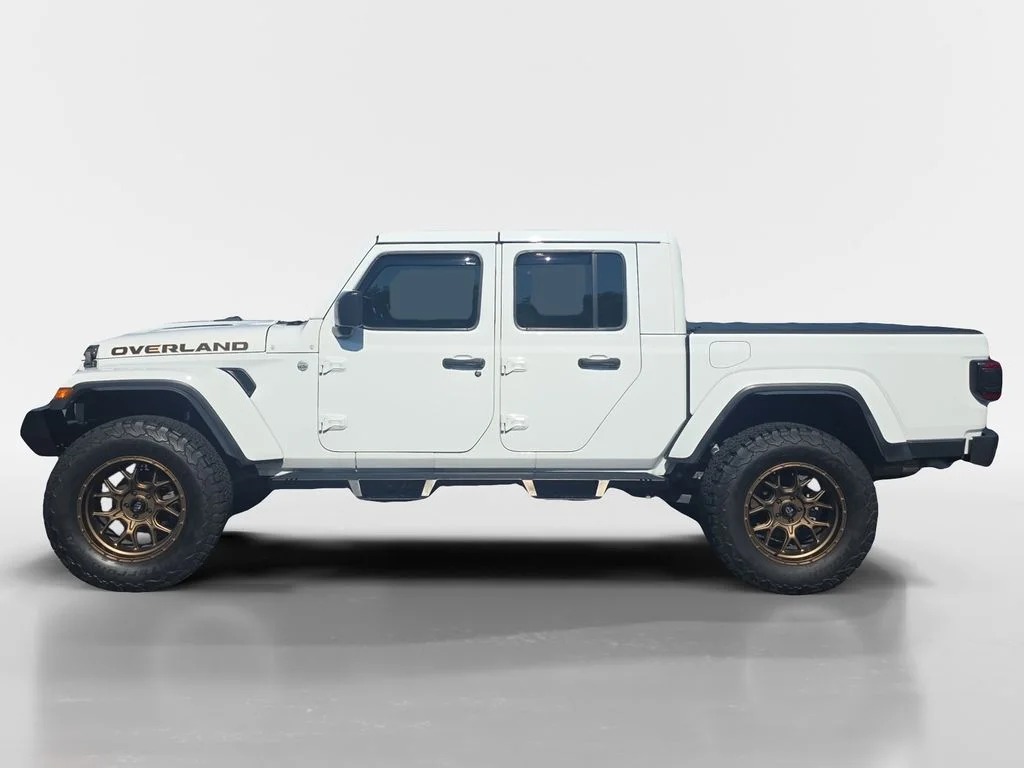 Used 2020 Bright White Clearcoat Jeep Overland image 5
