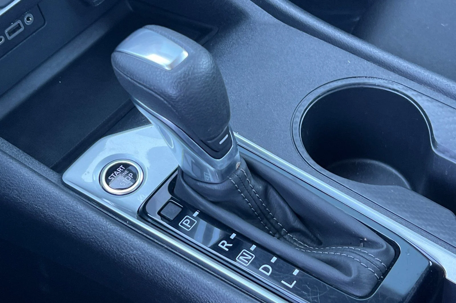 2025 Nissan Altima SV - Photo 18