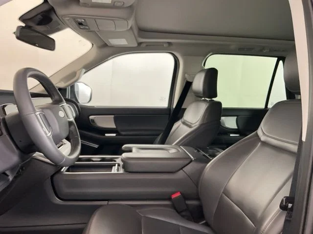 Used 2025 Blue Ford Active image 15