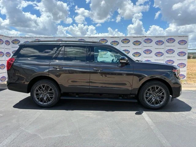 New 2027 Ford Expedition Platinum