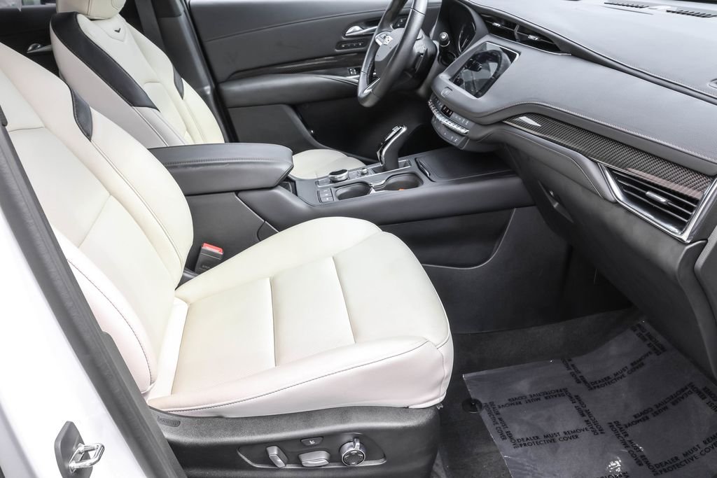 Used 2023 White Cadillac Sport image 40