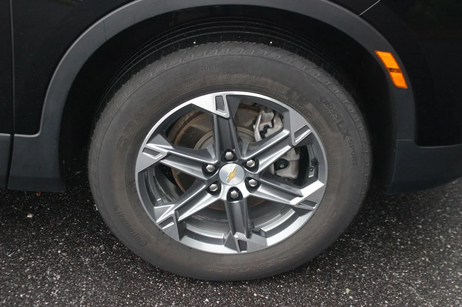 Used 2024 Black Chevrolet 2LT image 34