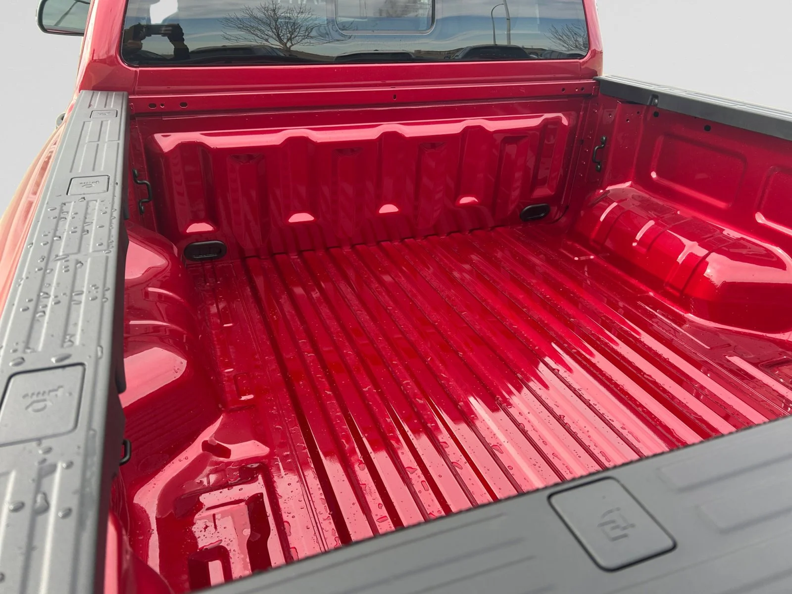 New 2026 Ruby Red Metallic Tinted Clearcoat Ford XLT image 10