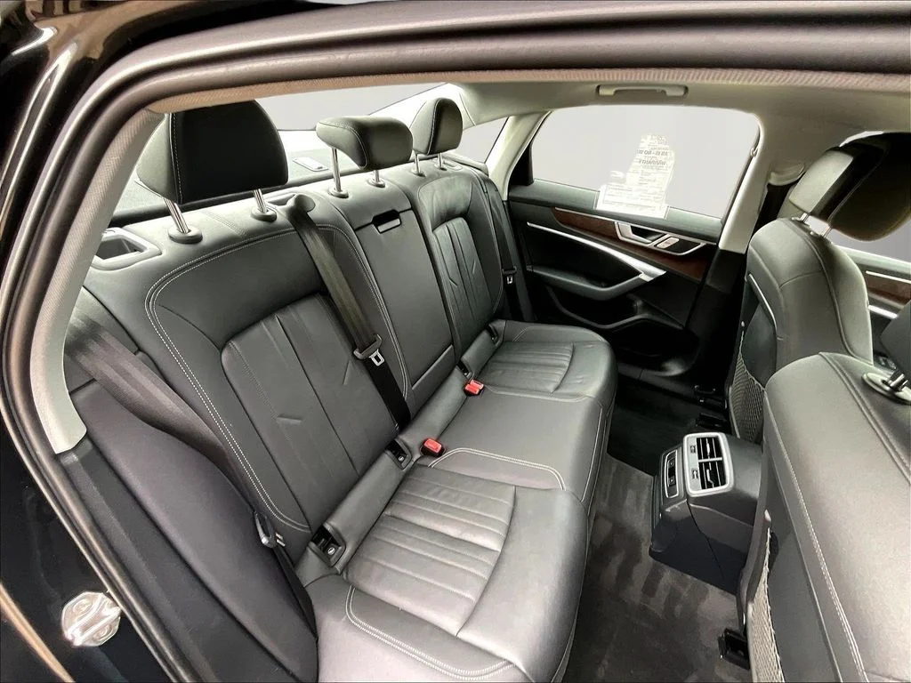 Used 2020 Brilliant Black Audi  image 25