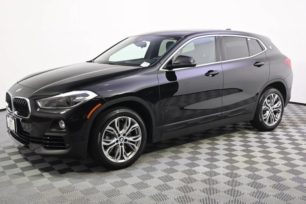 Used 2020 BMW X2 28i with VIN WBXYJ1C00L5R70748 for sale in Minneapolis, Minnesota