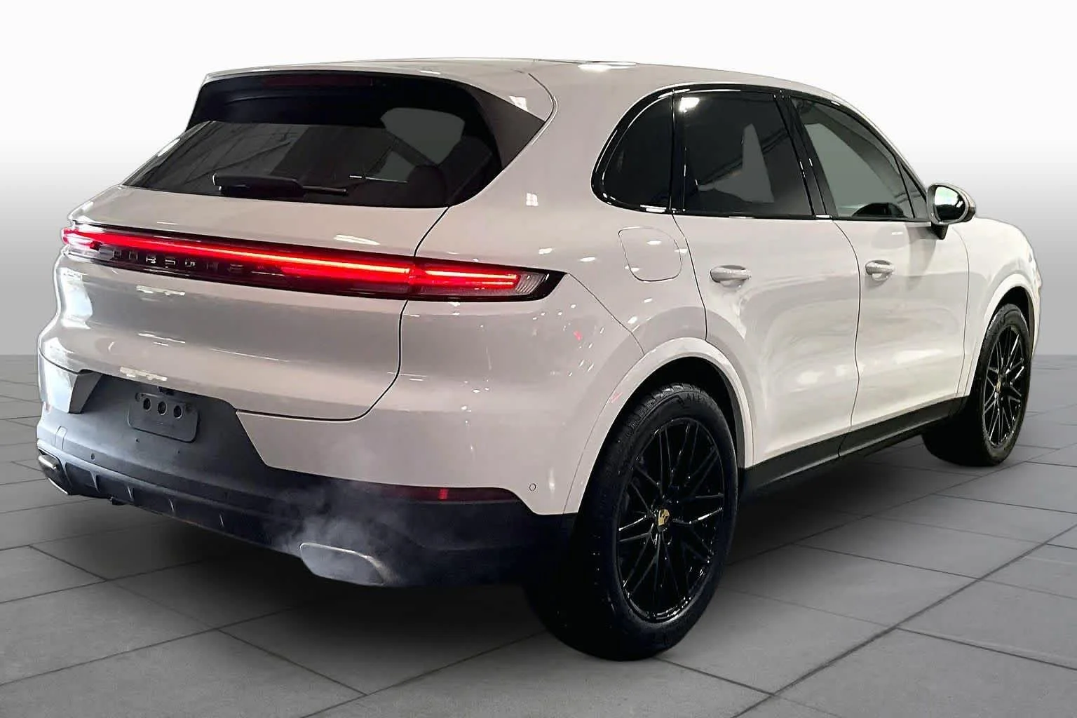 Used 2024 Carrara White Metallic Porsche  image 12