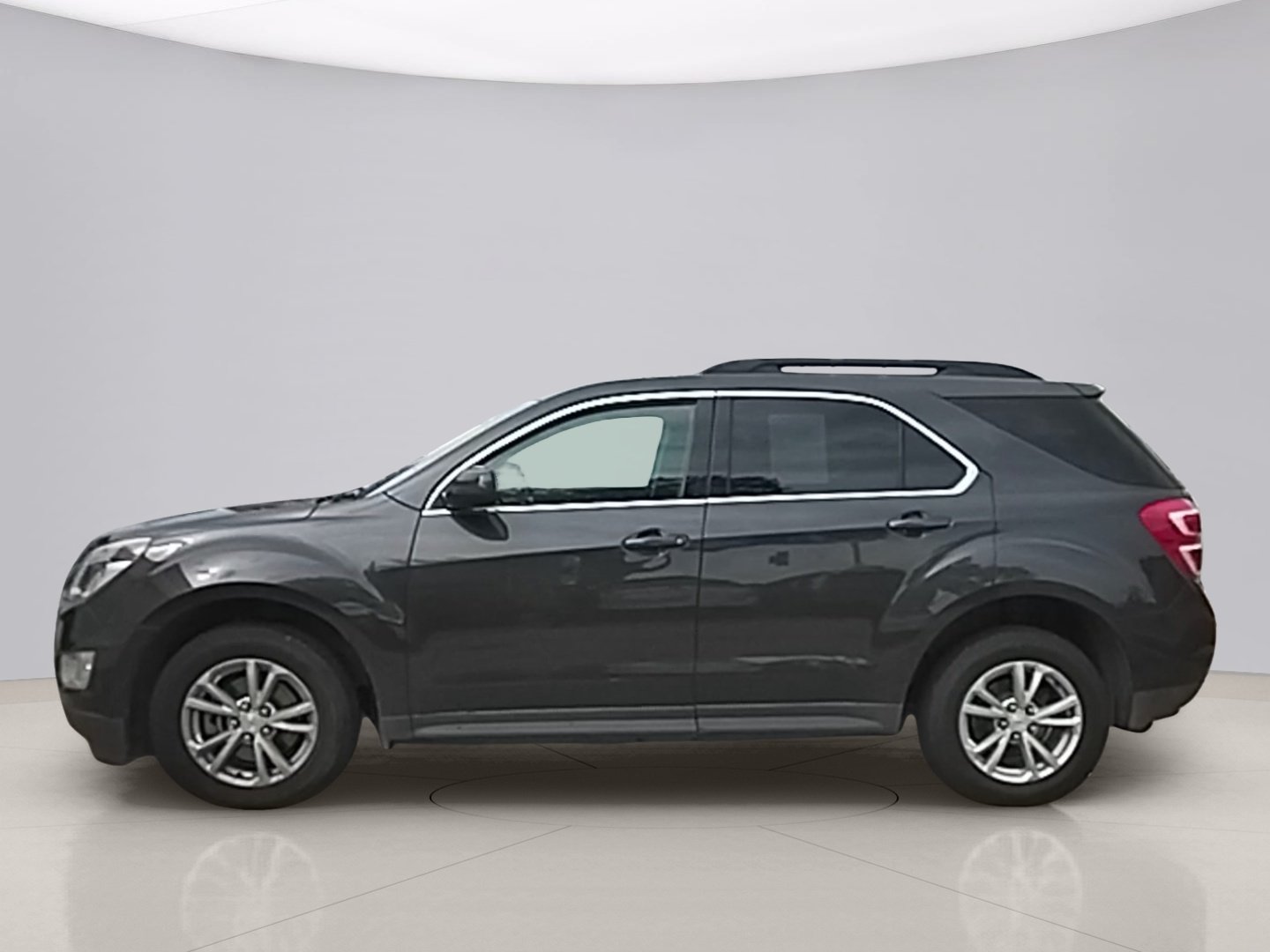 Used 2016 Gray Chevrolet LT 2WD image 2
