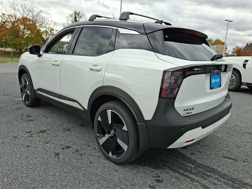 New 2026 White Nissan SR image 3