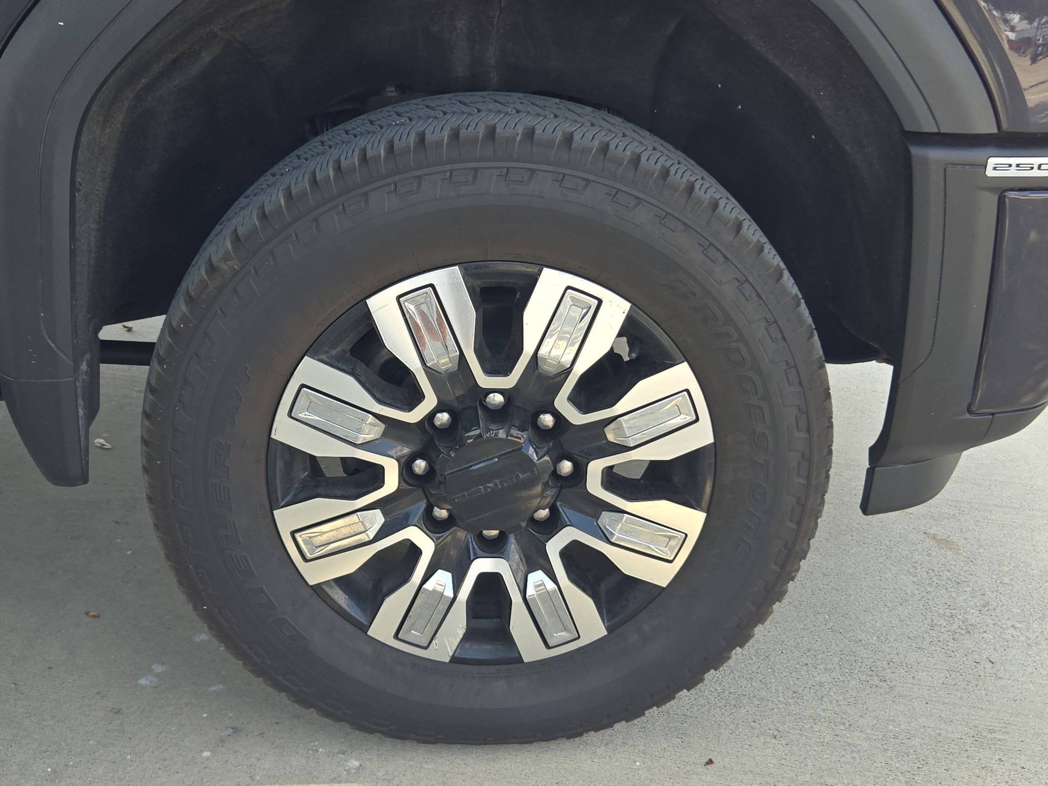 2024 GMC Sierra 2500HD Denali - Photo 27