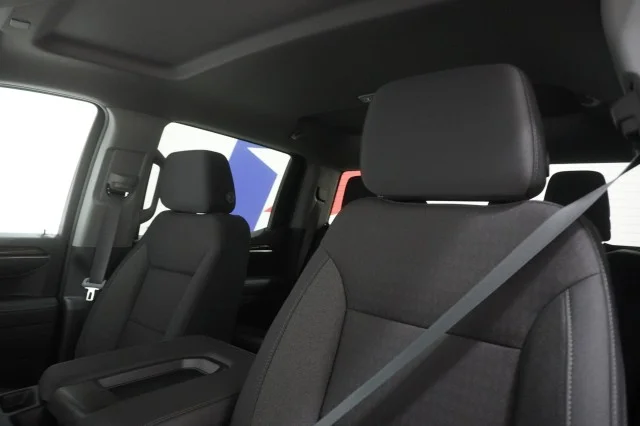 2026 Chevrolet Silverado 1500 RST - Photo 20