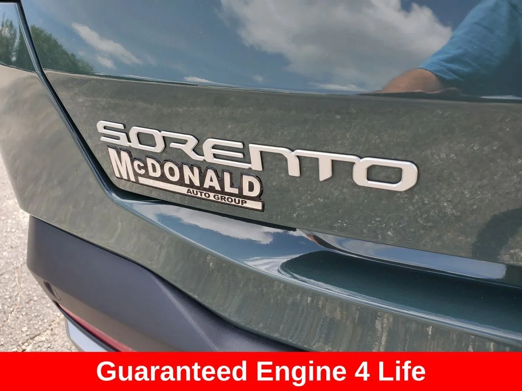 Used 2025 Green Kia EX image 37