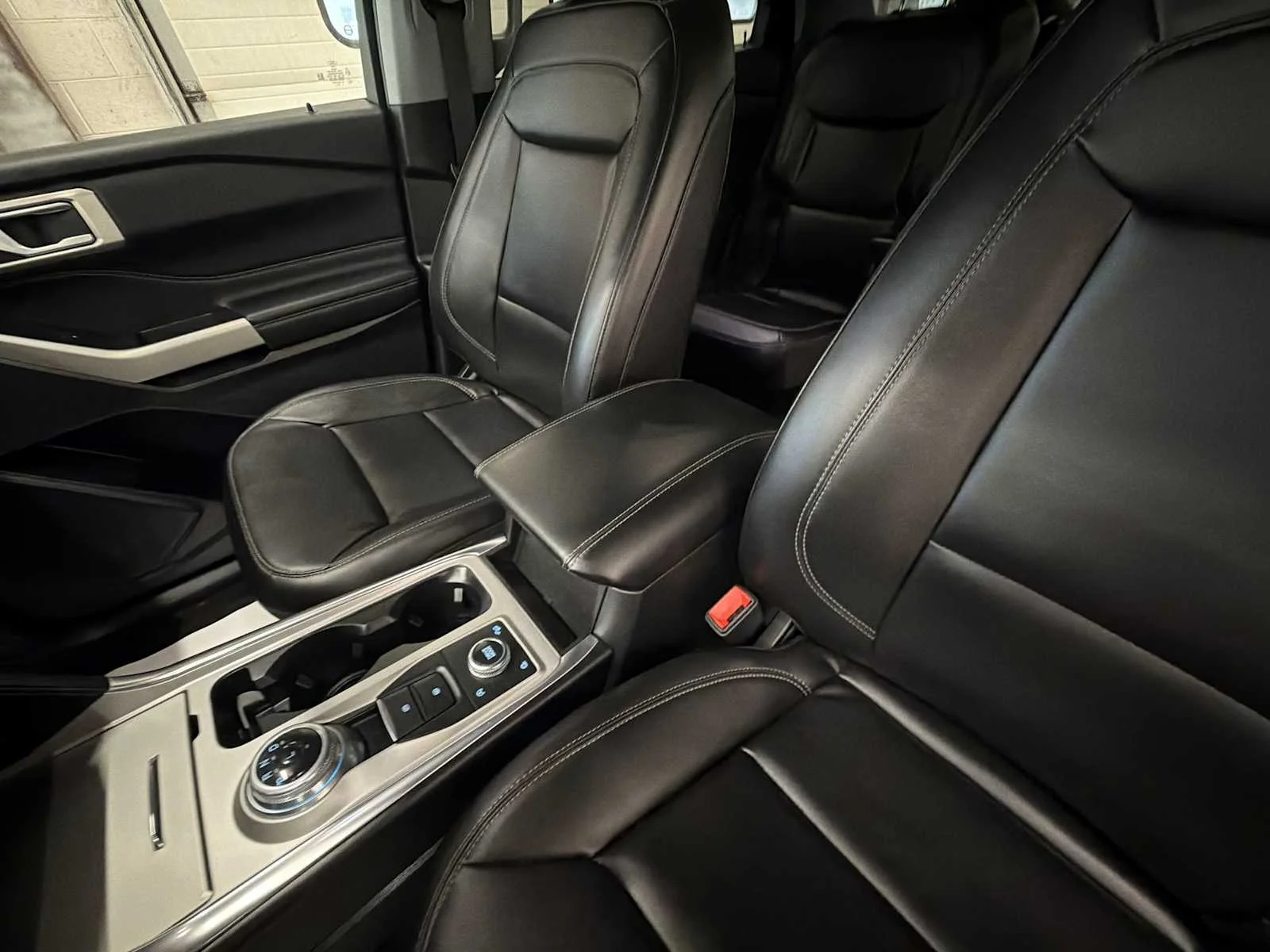 Used 2023 Carbonized Gray Metallic Ford XLT image 21