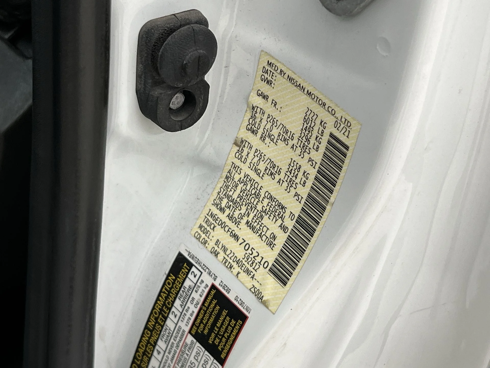 Used 2021 White Nissan SV image 40