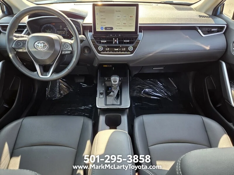 Used 2026 Blue TOYOTA XLE 2WD image 15
