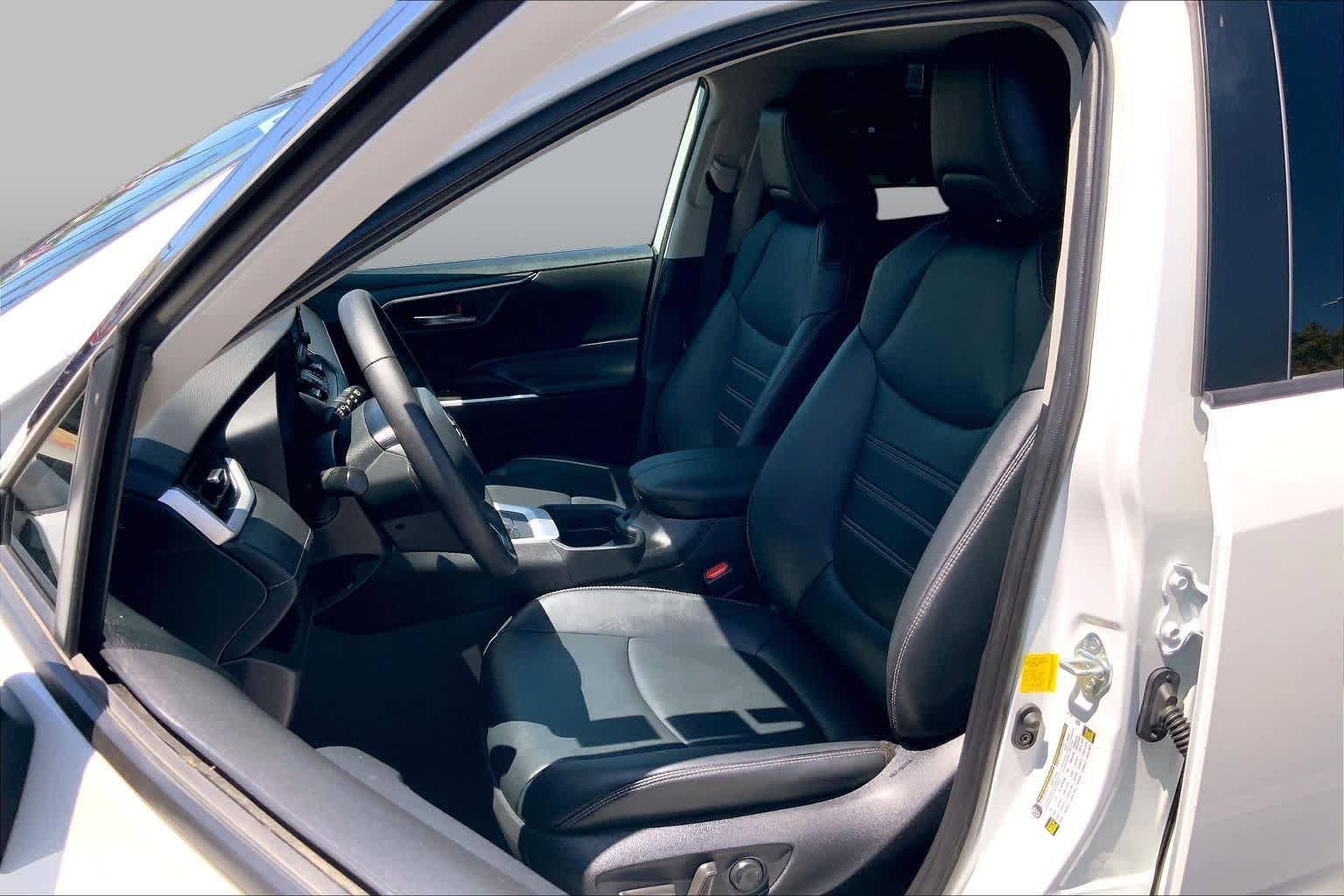 Certified Used 2021 Blizzard Pearl Toyota XLE Premium image 7