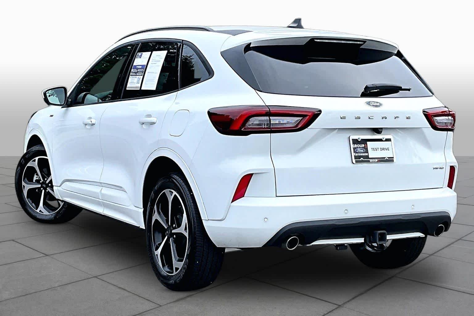 Certified Used 2023 Oxford White Ford ST-Line Select image 12