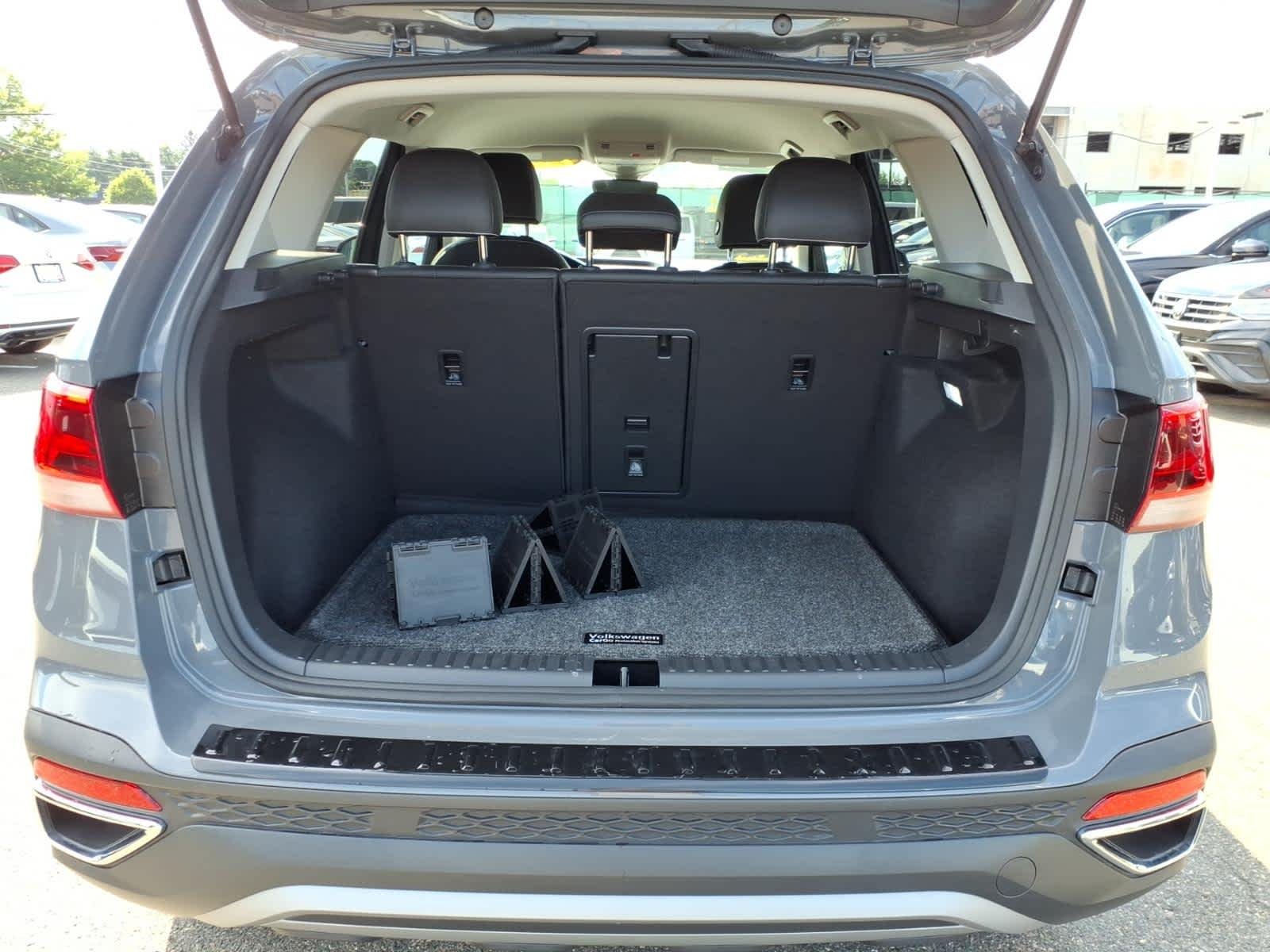 Certified Used 2024 Pure Gray Volkswagen SE image 16