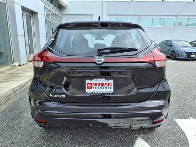2025 Nissan KICKS PLAY Base - Photo 9